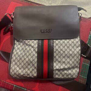 GUCCI MADE EN ITALIY